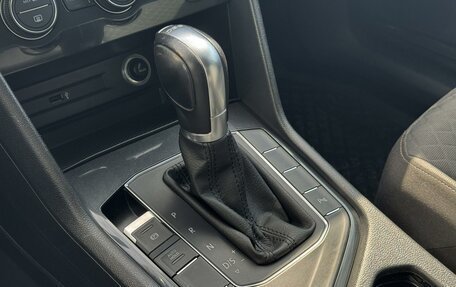 Volkswagen Tiguan II, 2017 год, 2 400 000 рублей, 17 фотография
