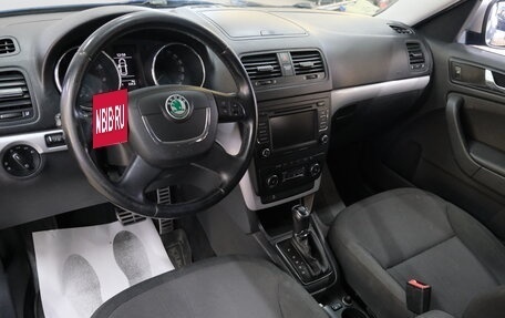 Skoda Yeti I рестайлинг, 2013 год, 1 099 000 рублей, 12 фотография