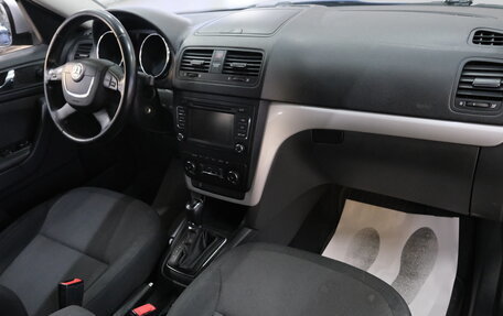 Skoda Yeti I рестайлинг, 2013 год, 1 099 000 рублей, 20 фотография