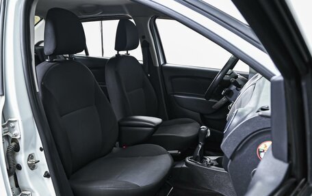 Renault Logan II, 2021 год, 899 000 рублей, 8 фотография
