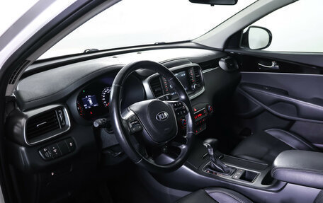KIA Sorento III Prime рестайлинг, 2019 год, 3 100 000 рублей, 15 фотография