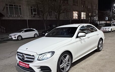 Mercedes-Benz E-Класс, 2017 год, 3 100 000 рублей, 1 фотография