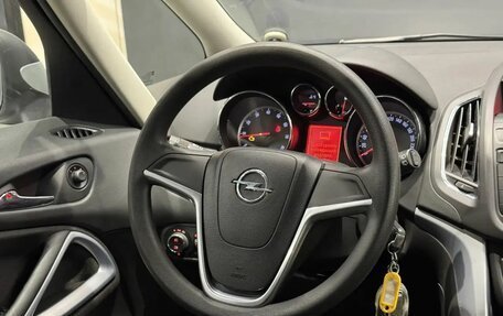 Opel Zafira C рестайлинг, 2012 год, 839 000 рублей, 13 фотография