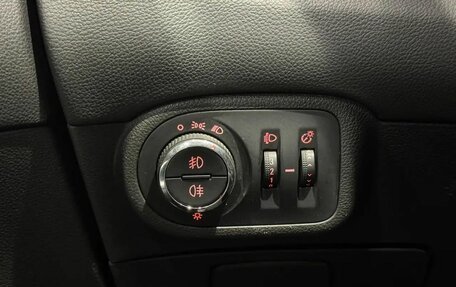 Opel Zafira C рестайлинг, 2012 год, 839 000 рублей, 23 фотография