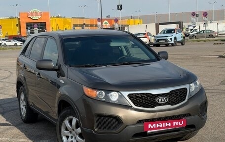 KIA Sorento II рестайлинг, 2011 год, 950 000 рублей, 15 фотография
