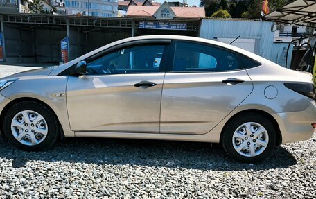 Hyundai Solaris II рестайлинг, 2013 год, 850 000 рублей, 5 фотография