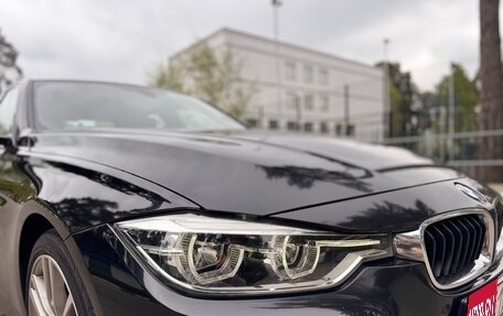 BMW 3 серия, 2018 год, 2 880 000 рублей, 13 фотография