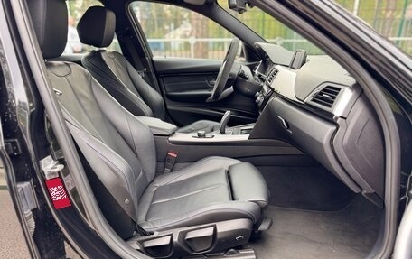 BMW 3 серия, 2018 год, 2 880 000 рублей, 24 фотография