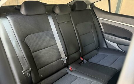 Hyundai Elantra VI рестайлинг, 2019 год, 1 699 000 рублей, 17 фотография