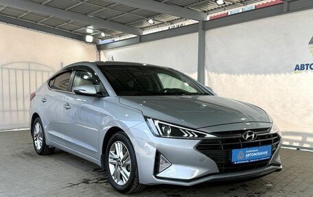 Hyundai Elantra VI рестайлинг, 2019 год, 1 699 000 рублей, 8 фотография