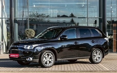 Mitsubishi Outlander III рестайлинг 3, 2014 год, 1 335 000 рублей, 1 фотография