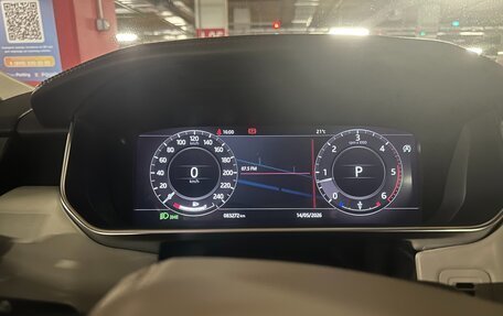 Land Rover Range Rover IV рестайлинг, 2019 год, 6 700 000 рублей, 8 фотография