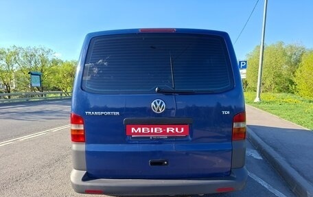 Volkswagen Transporter T5 рестайлинг, 2007 год, 1 800 000 рублей, 6 фотография