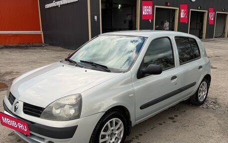 Renault Clio III, 2004 год, 360 000 рублей, 2 фотография