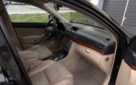 Toyota Avensis III рестайлинг, 2006 год, 790 000 рублей, 18 фотография