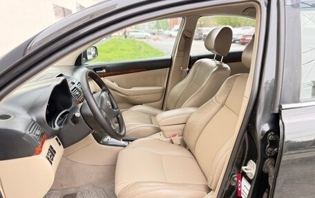 Toyota Avensis III рестайлинг, 2006 год, 790 000 рублей, 20 фотография