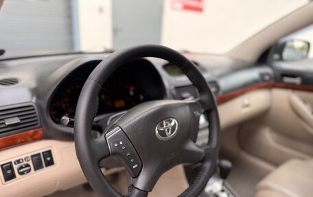 Toyota Avensis III рестайлинг, 2006 год, 790 000 рублей, 21 фотография