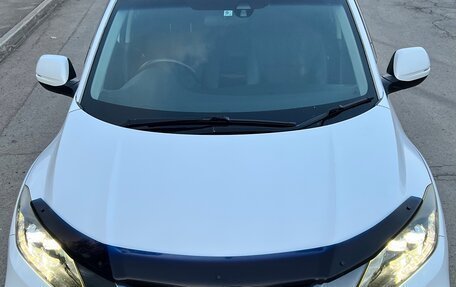 Honda Vezel, 2014 год, 1 400 000 рублей, 3 фотография