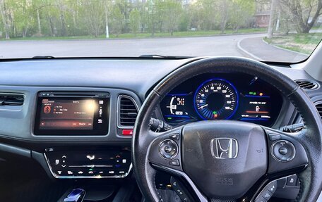 Honda Vezel, 2014 год, 1 400 000 рублей, 13 фотография