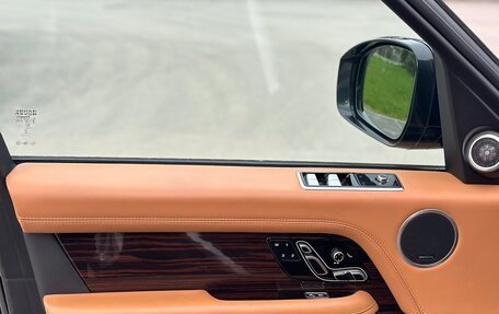 Land Rover Range Rover IV рестайлинг, 2019 год, 10 200 000 рублей, 9 фотография