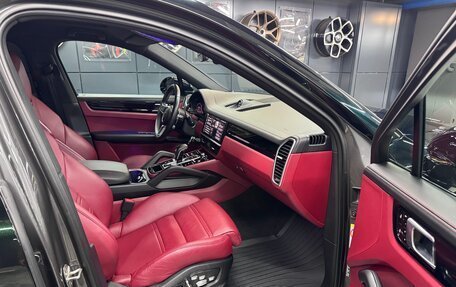Porsche Cayenne III, 2021 год, 9 900 000 рублей, 11 фотография