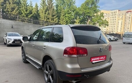 Volkswagen Touareg III, 2005 год, 550 000 рублей, 4 фотография