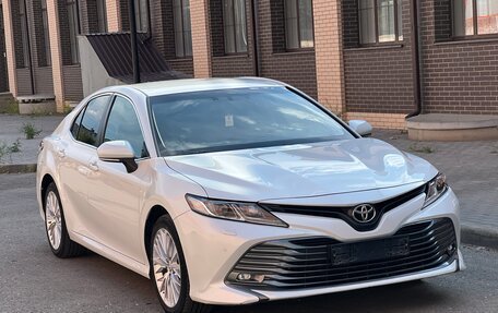 Toyota Camry, 2019 год, 2 150 000 рублей, 3 фотография