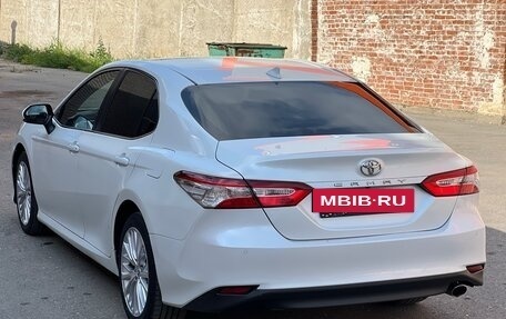 Toyota Camry, 2019 год, 2 150 000 рублей, 7 фотография