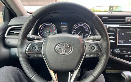 Toyota Camry, 2019 год, 2 150 000 рублей, 17 фотография