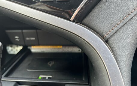 Toyota Camry, 2019 год, 2 150 000 рублей, 20 фотография