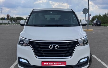 Hyundai H-1 II рестайлинг, 2021 год, 3 750 000 рублей, 1 фотография