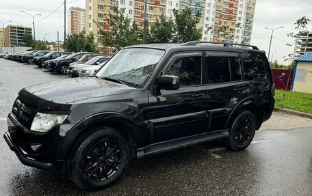 Mitsubishi Pajero IV, 2012 год, 2 000 000 рублей, 3 фотография