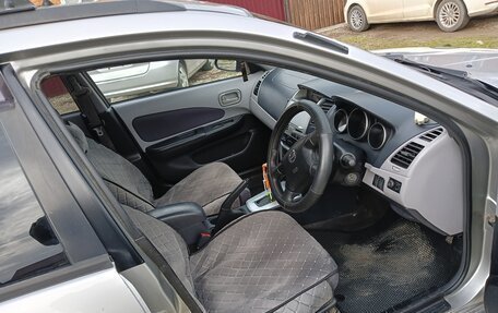Nissan Wingroad III, 2003 год, 420 000 рублей, 15 фотография