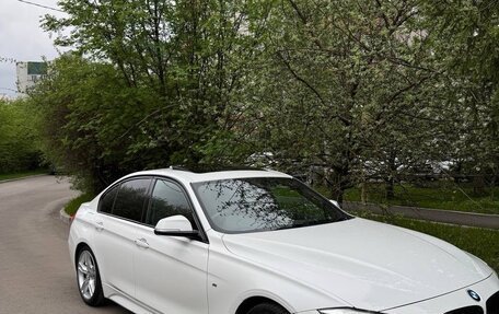 BMW 3 серия, 2016 год, 1 950 000 рублей, 2 фотография