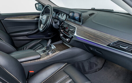 BMW 5 серия, 2018 год, 3 464 000 рублей, 9 фотография