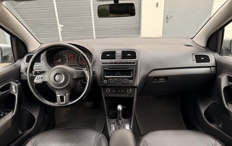 Volkswagen Polo VI (EU Market), 2012 год, 590 000 рублей, 18 фотография