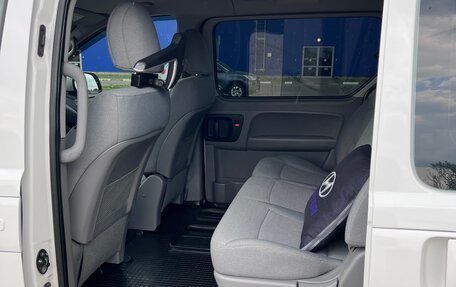 Hyundai H-1 II рестайлинг, 2021 год, 3 750 000 рублей, 6 фотография