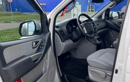 Hyundai H-1 II рестайлинг, 2021 год, 3 750 000 рублей, 11 фотография