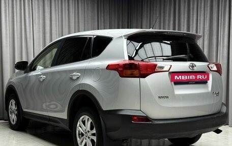 Toyota RAV4, 2015 год, 1 749 000 рублей, 4 фотография