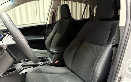 Toyota RAV4, 2015 год, 1 749 000 рублей, 26 фотография