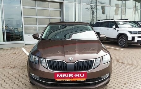 Skoda Octavia, 2018 год, 1 990 000 рублей, 2 фотография