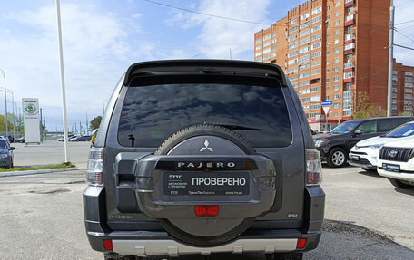 Mitsubishi Pajero IV, 2013 год, 2 199 000 рублей, 10 фотография