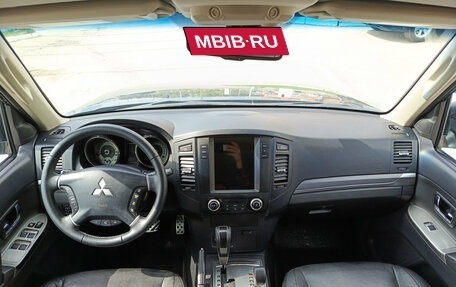 Mitsubishi Pajero IV, 2013 год, 2 199 000 рублей, 18 фотография