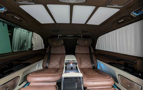 Mercedes-Benz V-Класс, 2024 год, 33 500 000 рублей, 8 фотография