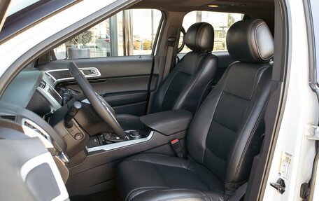 Ford Explorer VI, 2014 год, 1 595 000 рублей, 11 фотография