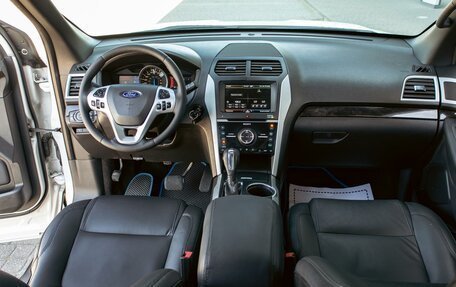 Ford Explorer VI, 2014 год, 1 595 000 рублей, 16 фотография