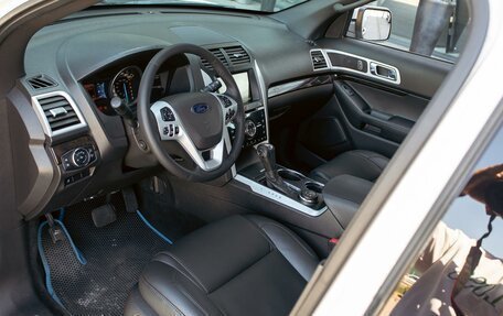 Ford Explorer VI, 2014 год, 1 595 000 рублей, 13 фотография