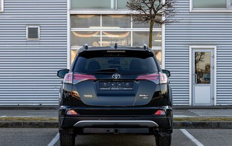 Toyota RAV4, 2019 год, 2 055 000 рублей, 5 фотография