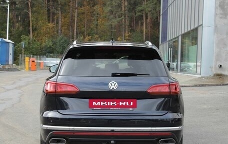 Volkswagen Touareg III, 2020 год, 5 950 000 рублей, 6 фотография