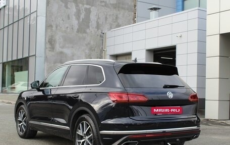 Volkswagen Touareg III, 2020 год, 5 950 000 рублей, 7 фотография